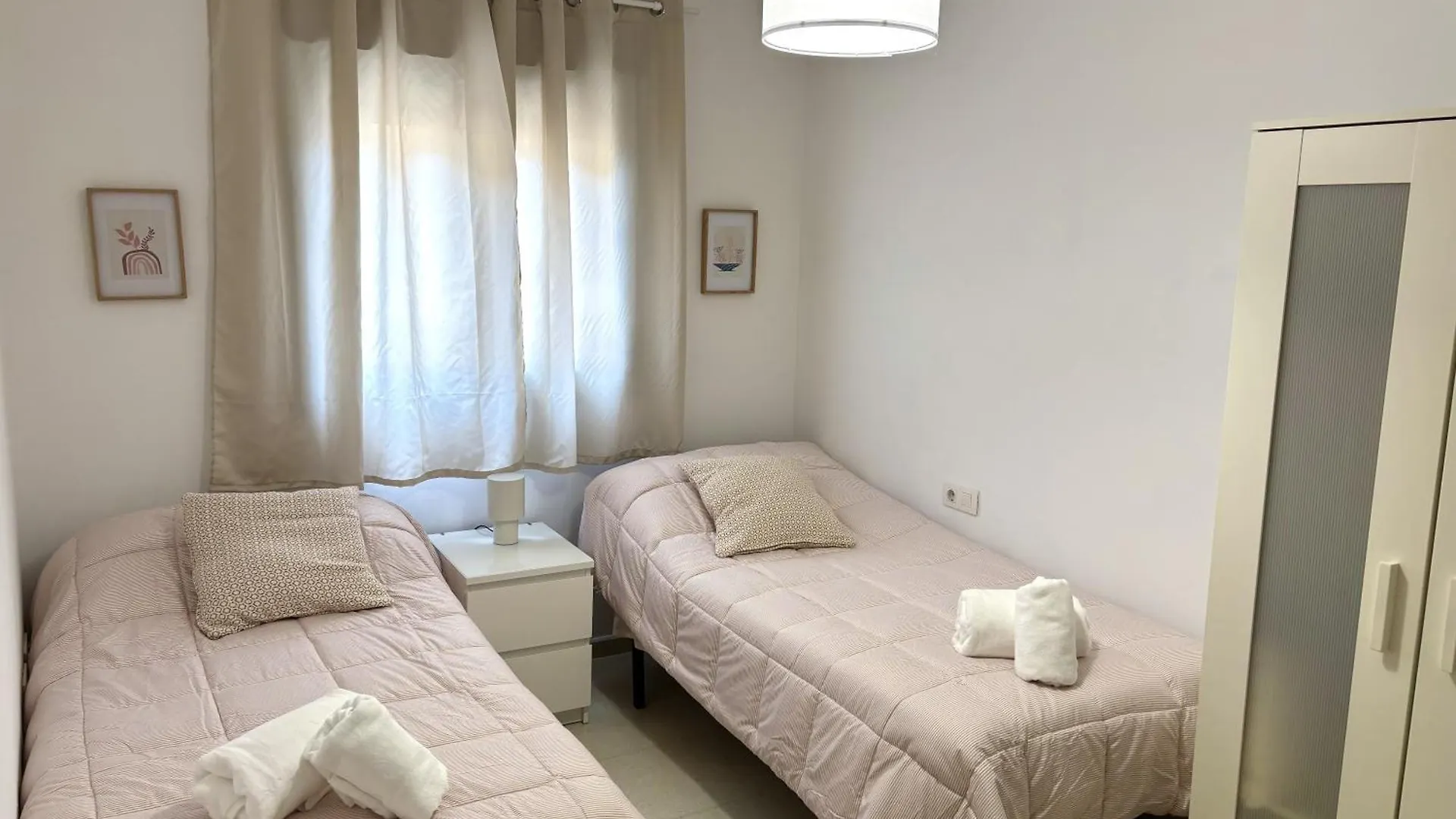 Apartment Apartamento Roberto By Solymar Holiday Torre Del Mar Spain